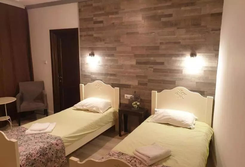 هتل Bizant Boutique