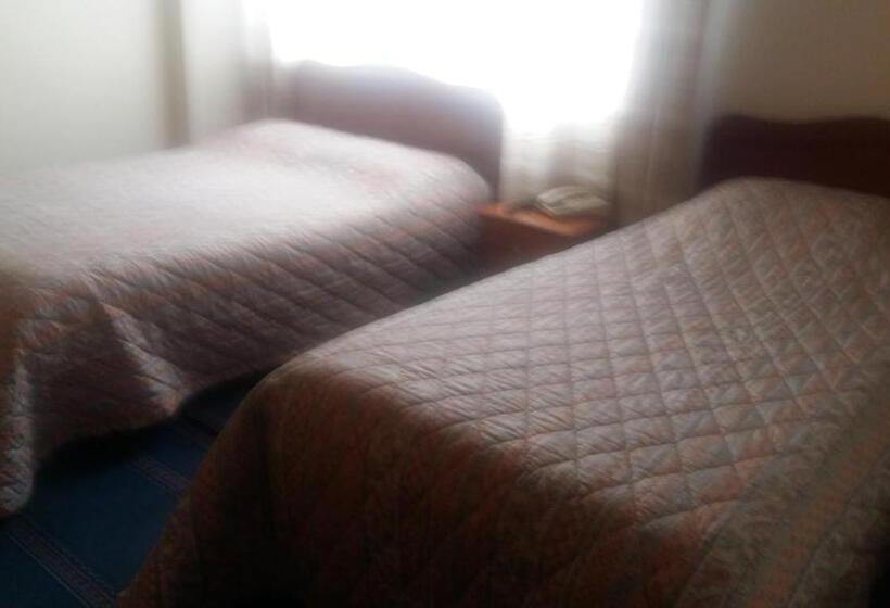 هتل Catalina Real