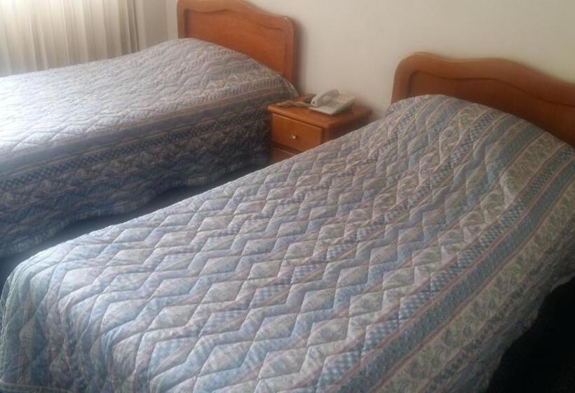 هتل Catalina Real