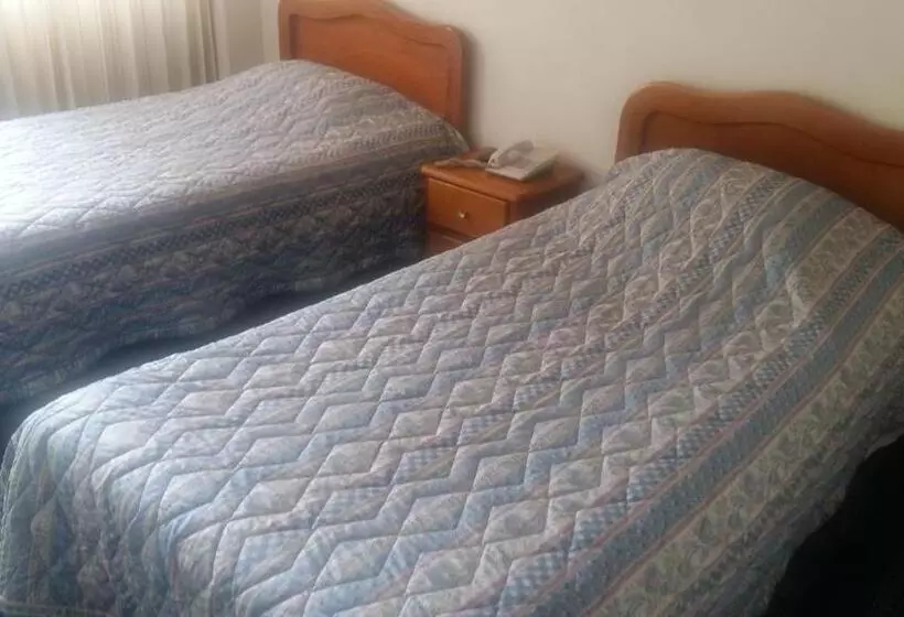 Hotelli Catalina Real