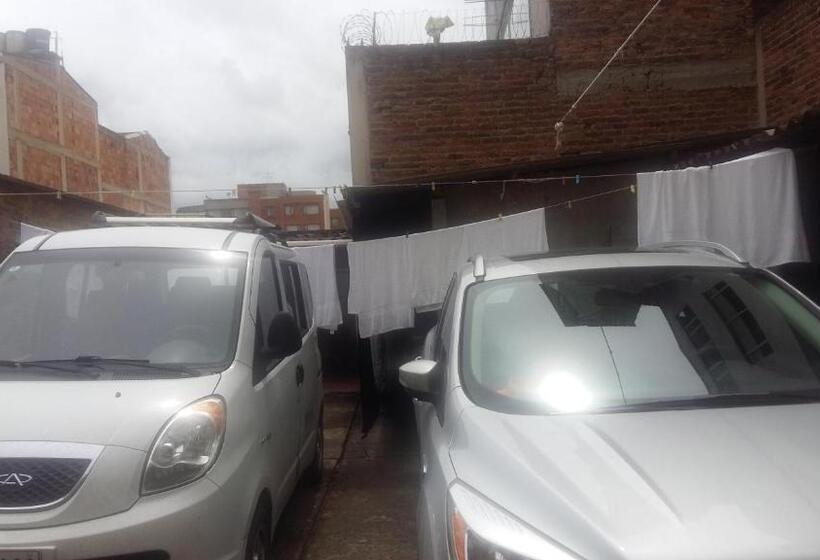 هتل Catalina Real