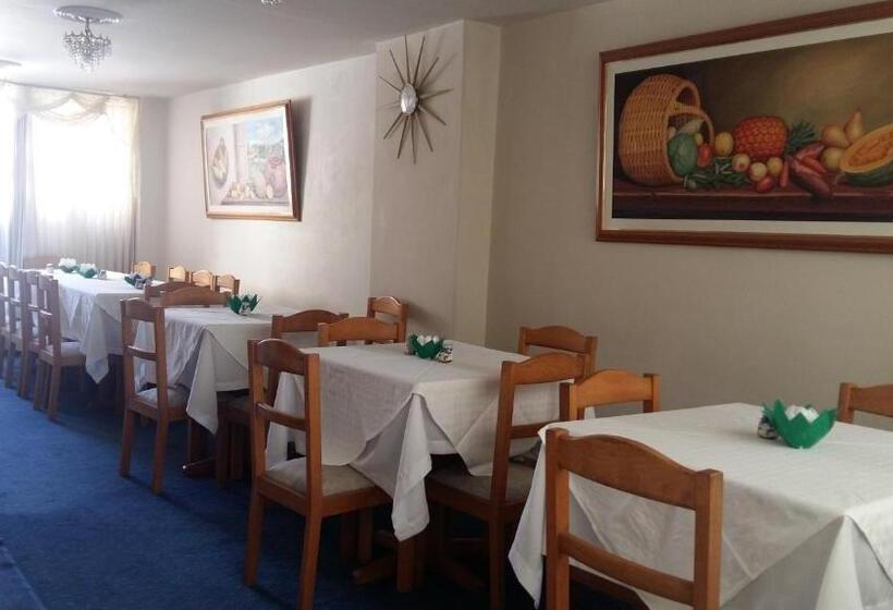 هتل Catalina Real