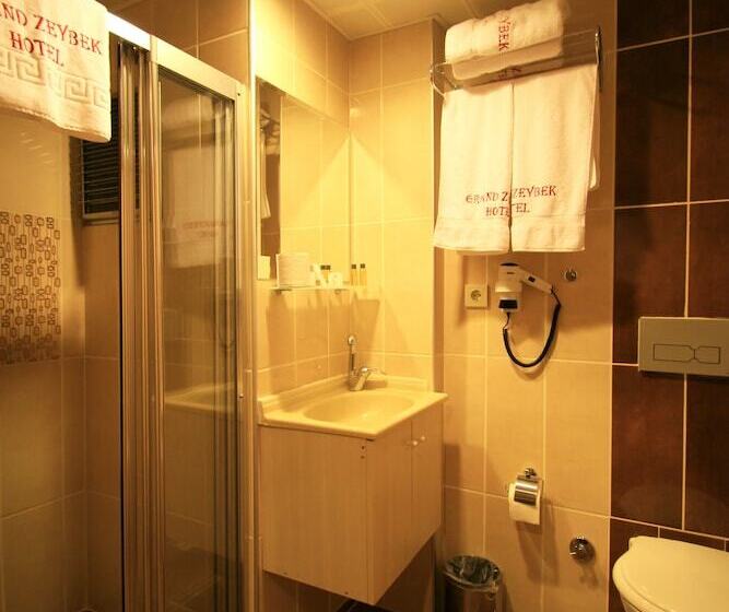 Hotel Grand Zeybek