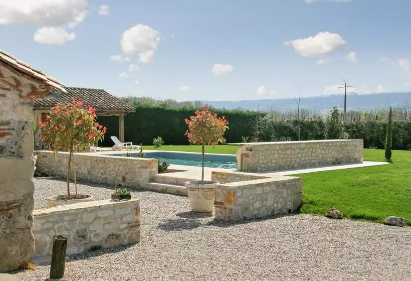 Villa De 4 Chambres Avec Piscine Privee Jardin Amenage Et Wifi A Saint Sylvestre Sur Lot