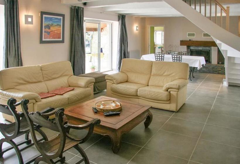 Villa De 4 Chambres Avec Piscine Privee Jardin Amenage Et Wifi A Saint Sylvestre Sur Lot