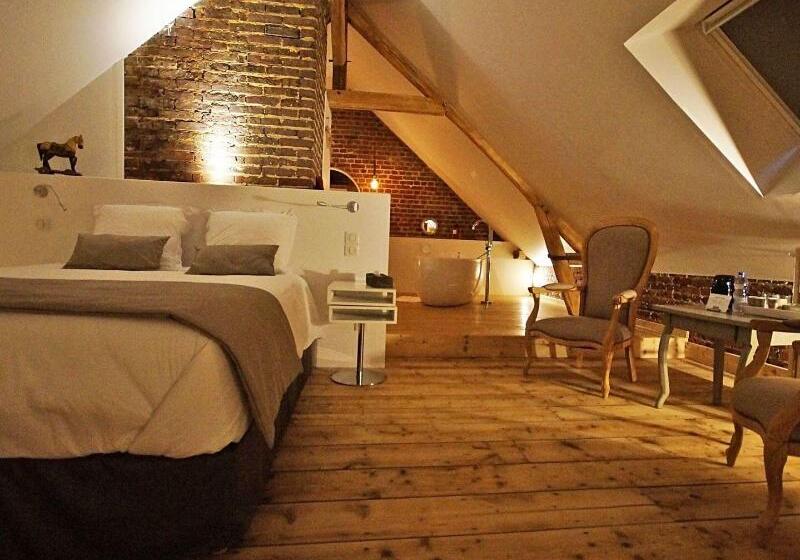 هتل La Salamandre