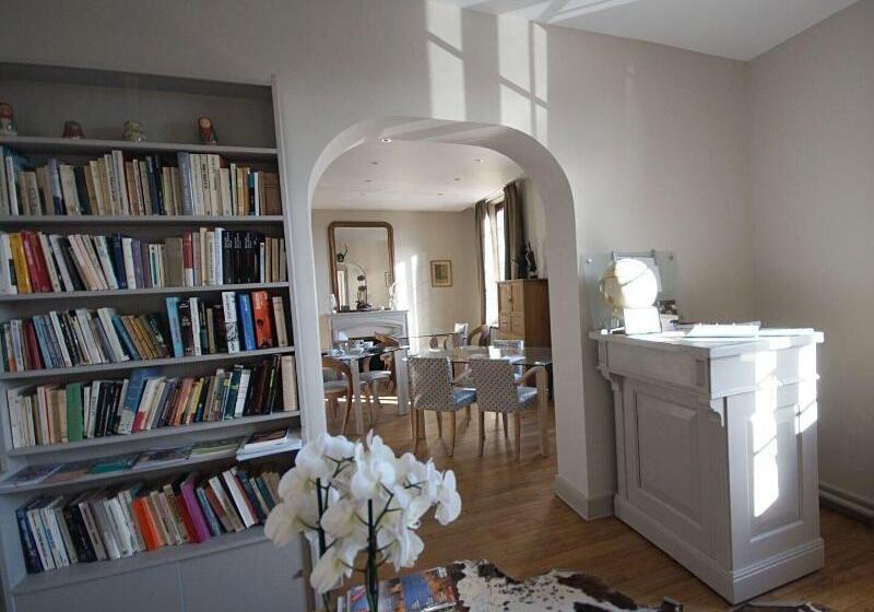 هتل La Salamandre