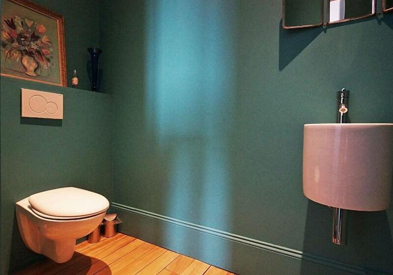 هتل La Salamandre