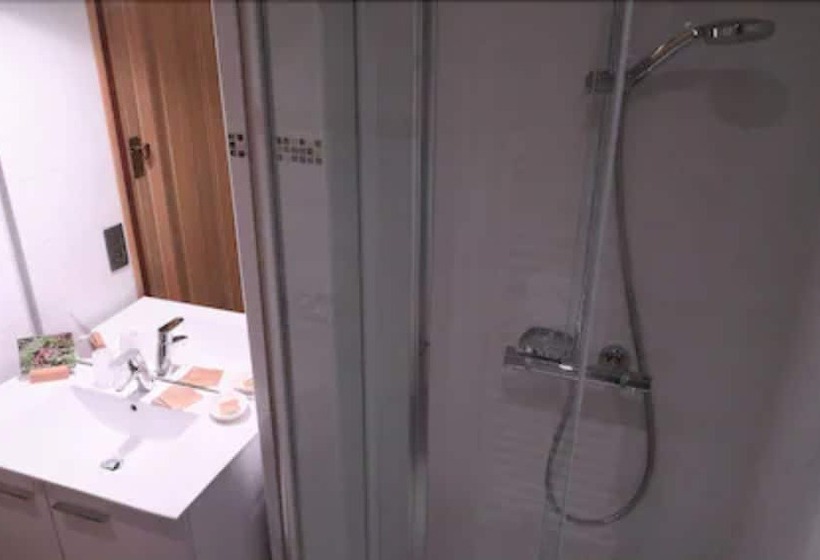 בית מלון כפרי Le Dahu