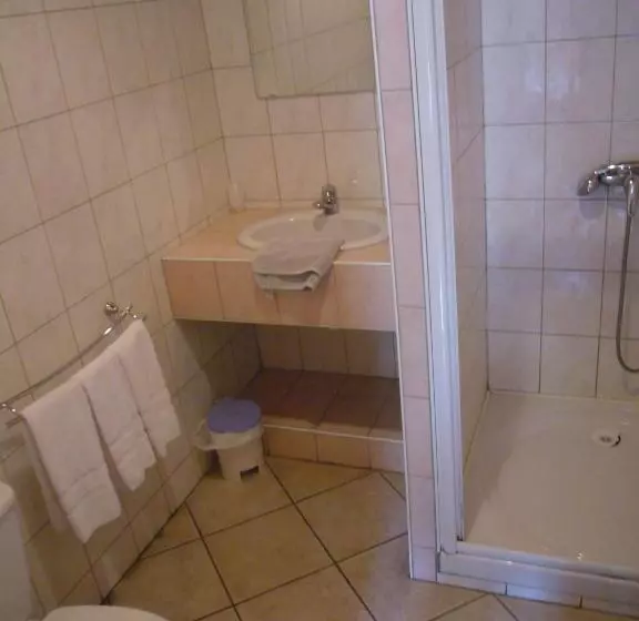 هتل Le Relais Du Lac