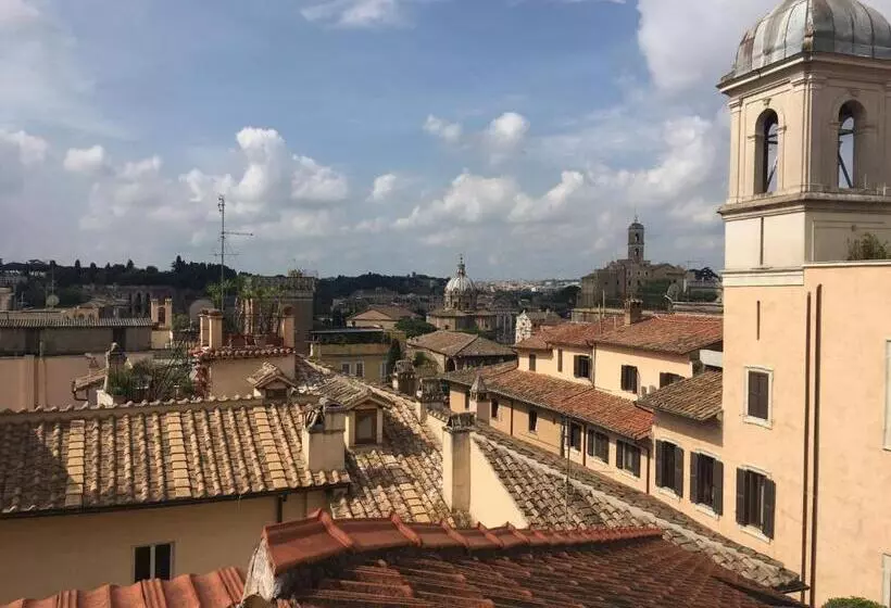 هتل Roma Luxus