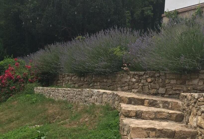 Отель Traumparadies