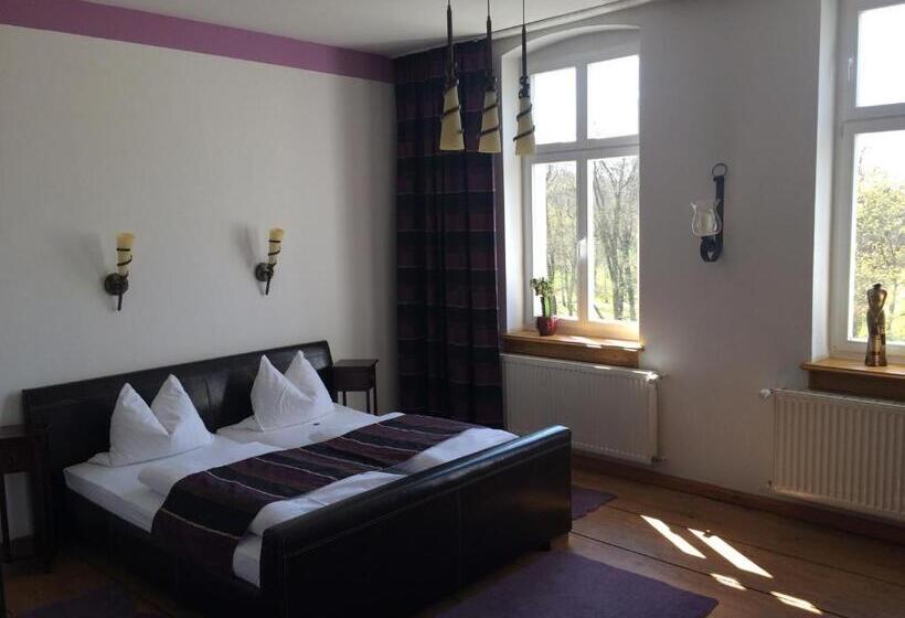 Отель Traumparadies