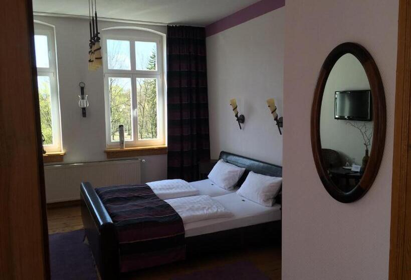 Отель Traumparadies