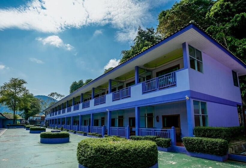 Phi Phi Don Chukit Resort