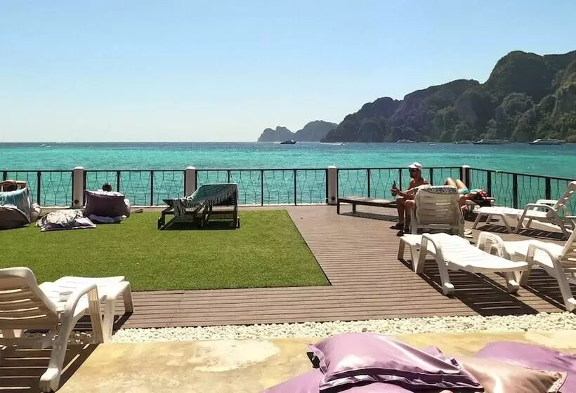 Phi Phi Don Chukit Resort