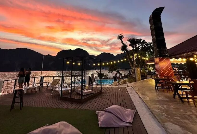 Phi Phi Don Chukit Resort