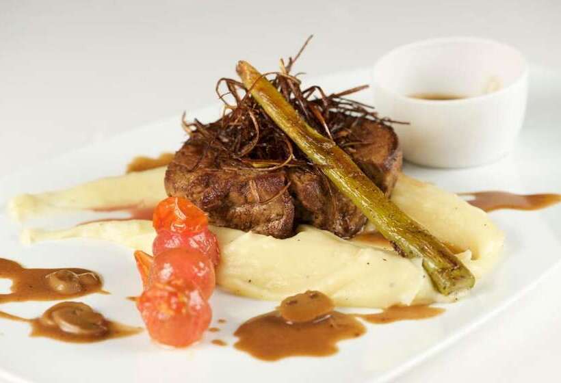 Rawasi Hotel Apartments