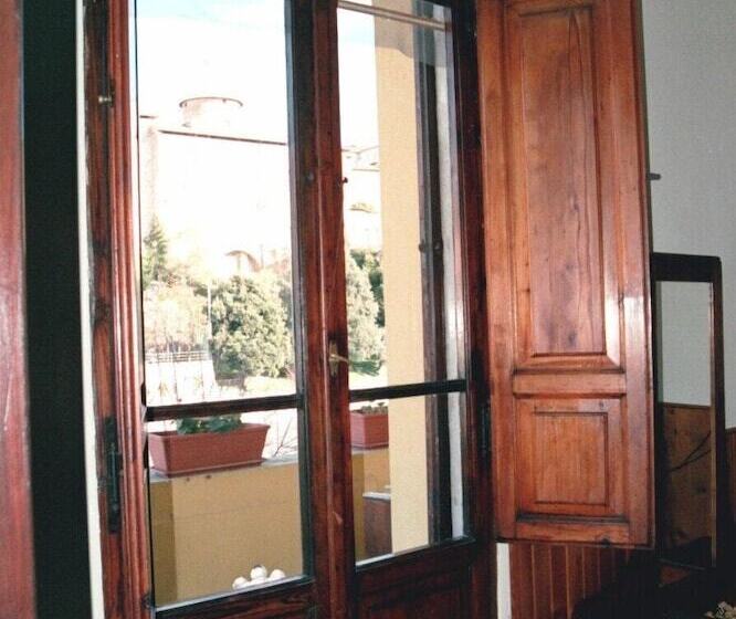 تختخواب و صبحانه Alla Residenza Domus Minervae