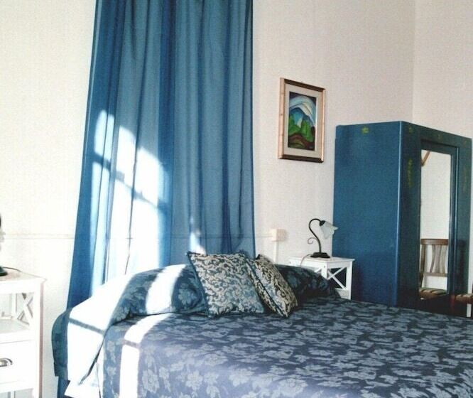 تختخواب و صبحانه Alla Residenza Domus Minervae