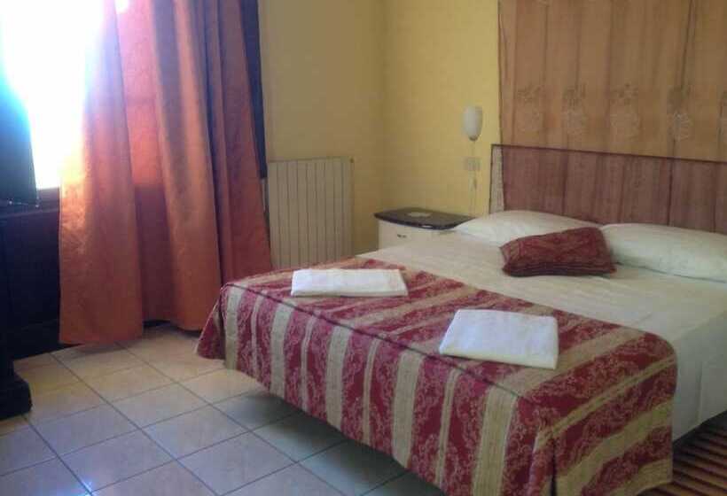 تختخواب و صبحانه Alla Residenza Domus Minervae