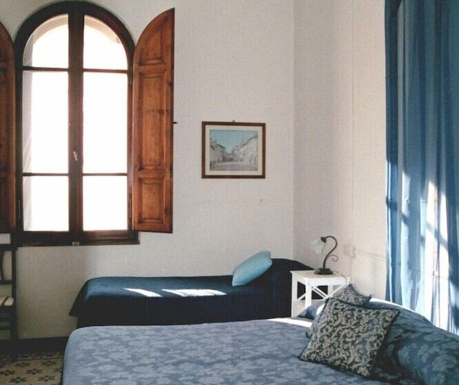 تختخواب و صبحانه Alla Residenza Domus Minervae