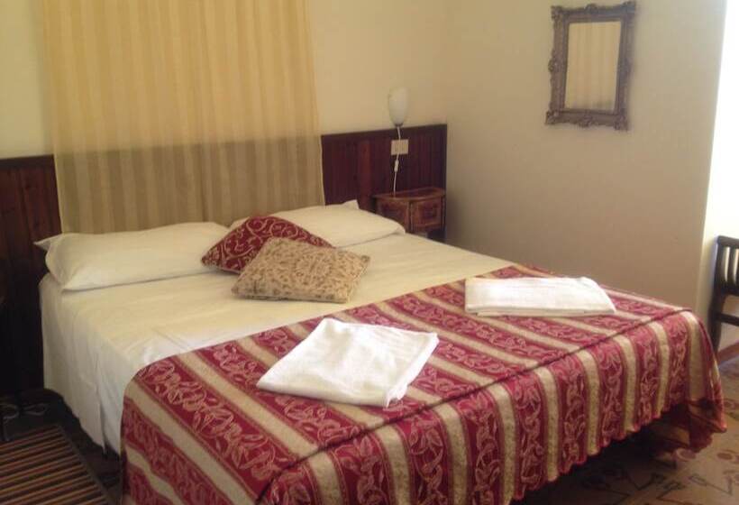 تختخواب و صبحانه Alla Residenza Domus Minervae