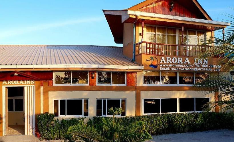 هتل Arora Inn