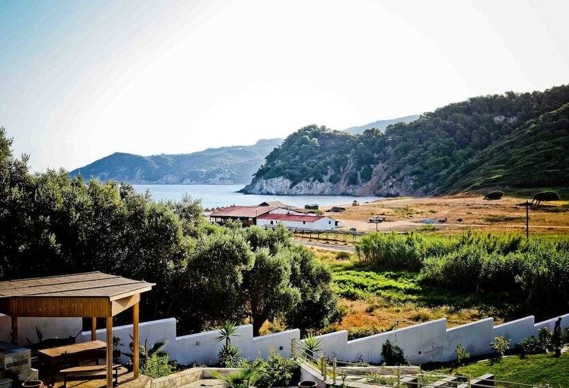 בית מלון כפרי Aselinos Suites