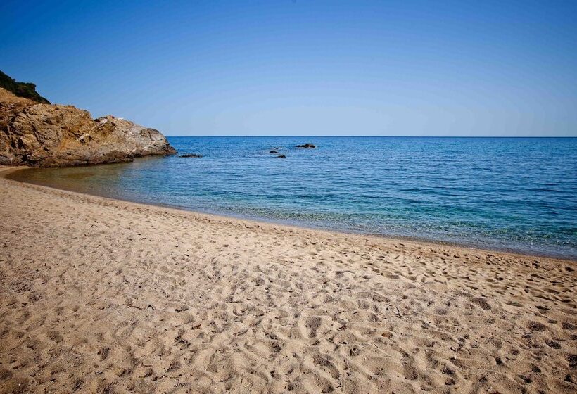 בית מלון כפרי Aselinos Suites