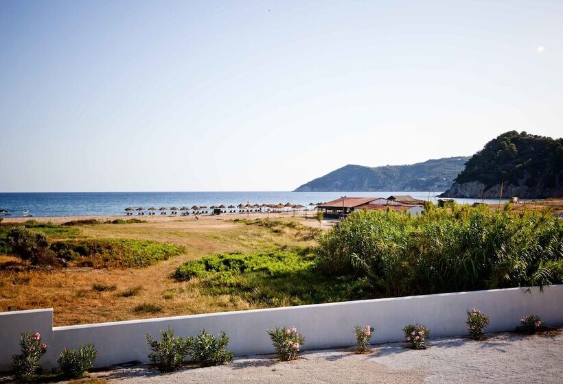 בית מלון כפרי Aselinos Suites