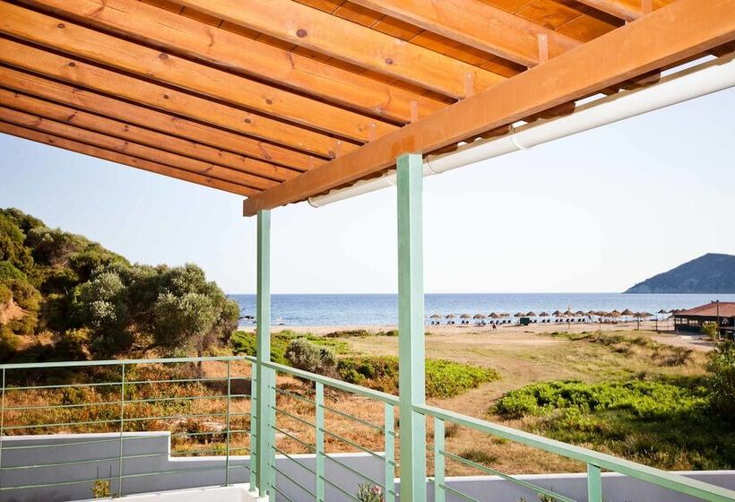 בית מלון כפרי Aselinos Suites