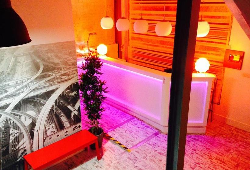 酒店 Bunk Boutique Hostel