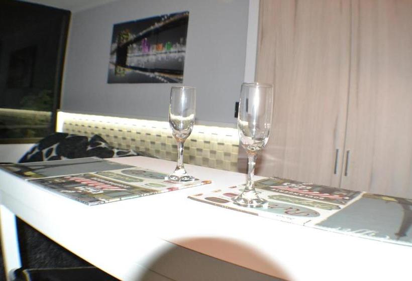 Hotel Encomenderos Apart