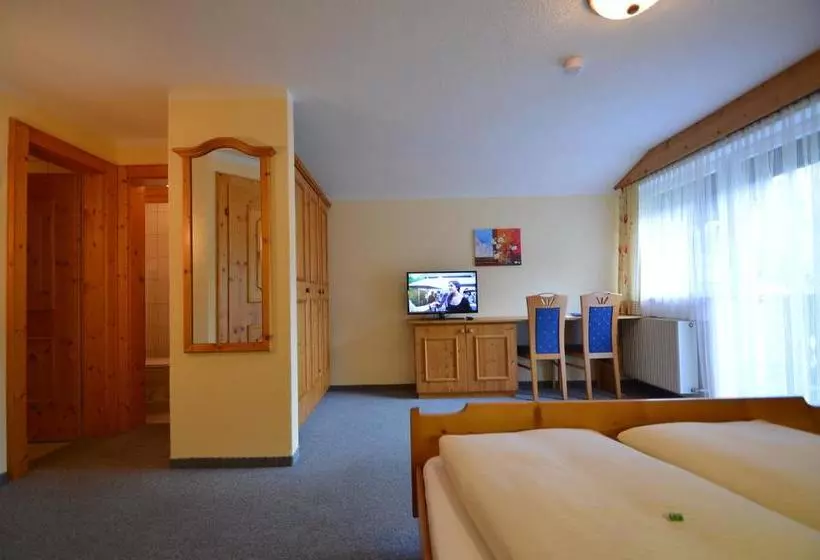 هتل Haus Margret