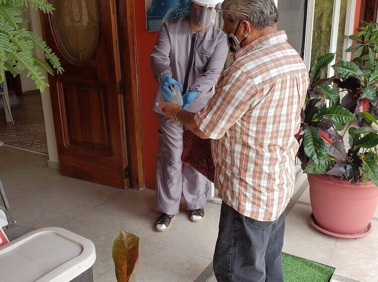 Hotel Hostal Antares