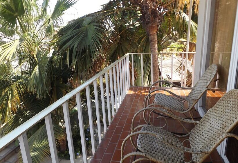 Hotel Hostal Antares