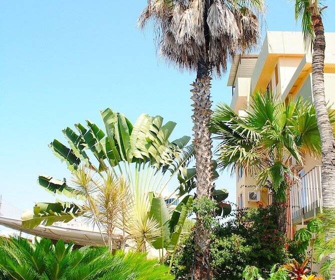 Hotel Hostal Antares