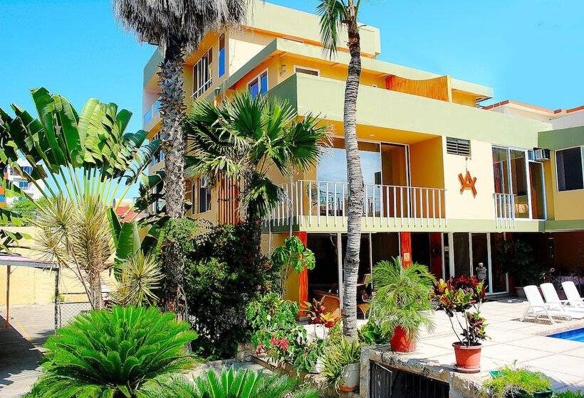 Hotel Hostal Antares