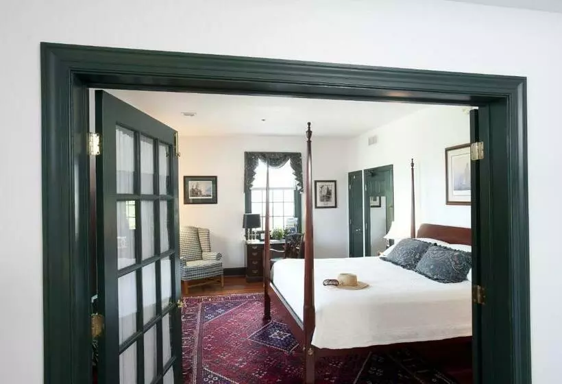 ホテル Inn At Osprey Point