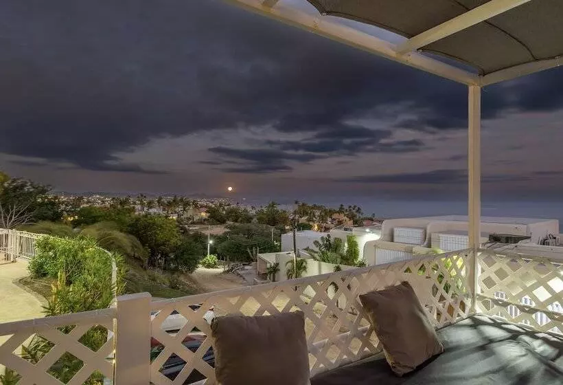 ホテル Mariamar Suites