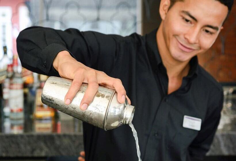 فندق Mercure Ariosto Lima