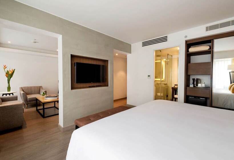 فندق Mercure Ariosto Lima