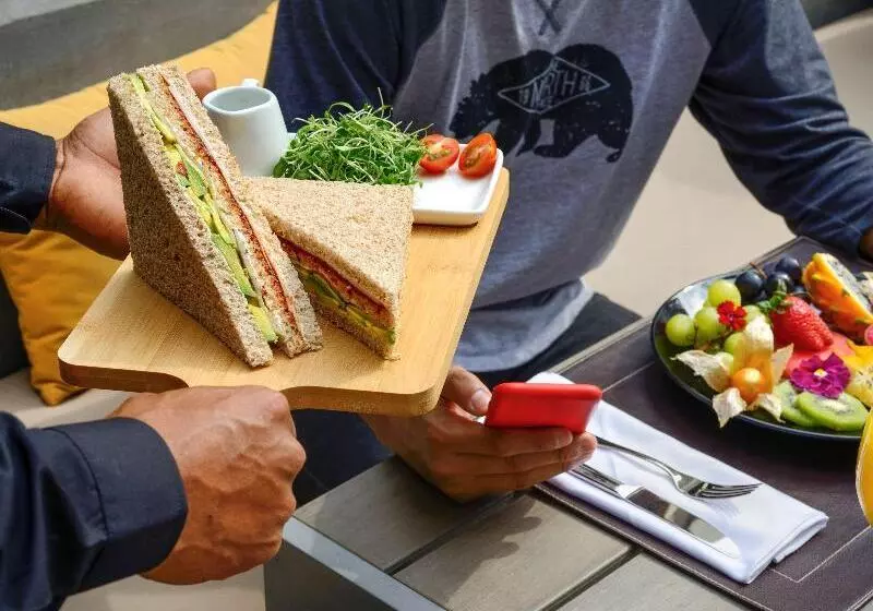 هتل Mercure Ariosto Lima