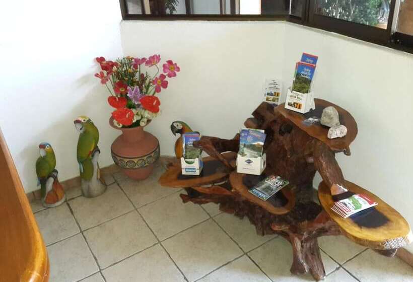 ユースホステル Cadillac Rock Beach