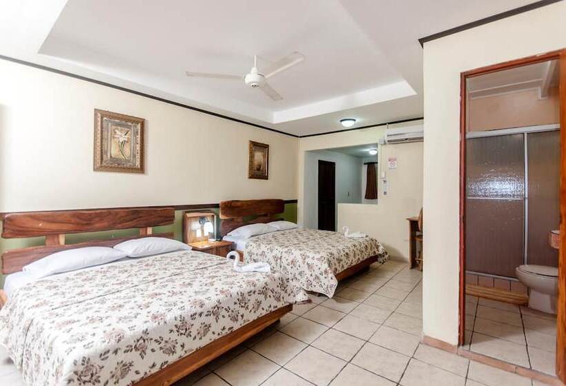 ユースホステル Cadillac Rock Beach