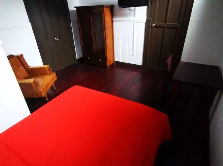 ユースホステル Casa Aldea Hotel Bed & Breakfast