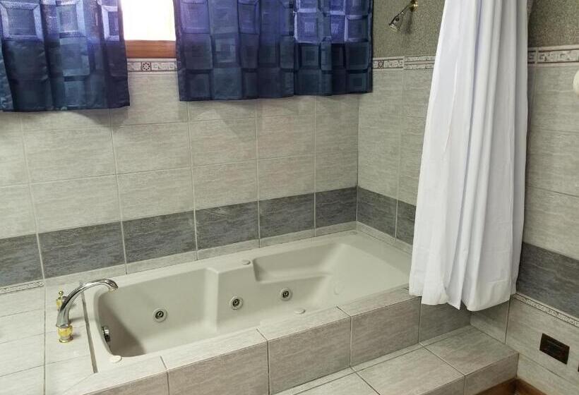 Hostel Monte Campana Escazu