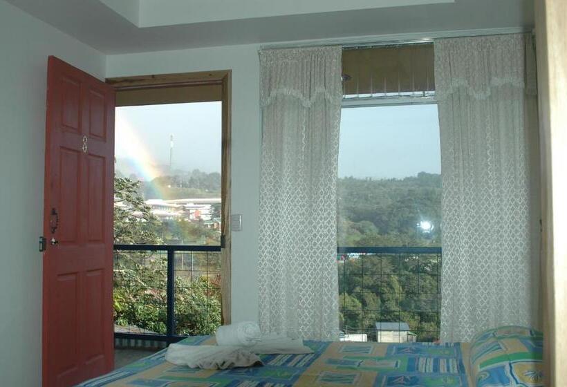 住宿加早餐  Cabinas Nuestra Kasa