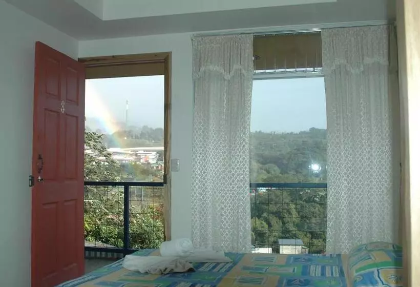 تختخواب و صبحانه Cabinas Nuestra Kasa